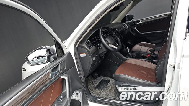 Volkswagen Tiguan 2023 thumb 10