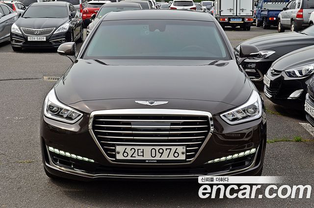 Genesis G90 2015 thumb 2