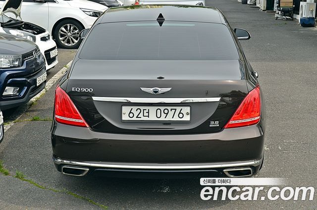 Genesis G90 2015 thumb 6