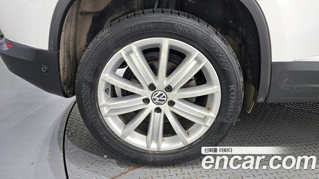 Volkswagen Tiguan 2013 thumb 5