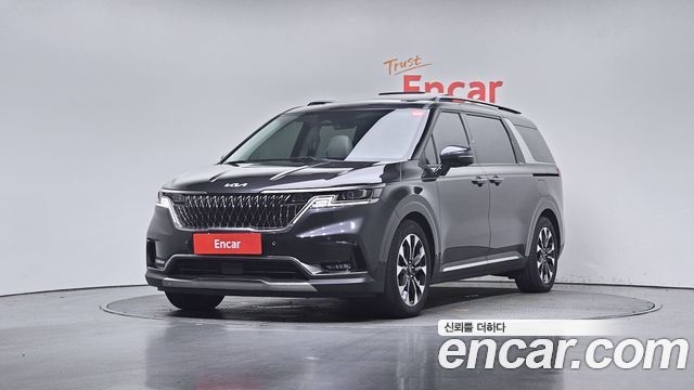 Kia Carnival 2023 thumb 2
