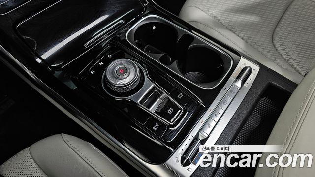 Kia Carnival 2023 thumb 9