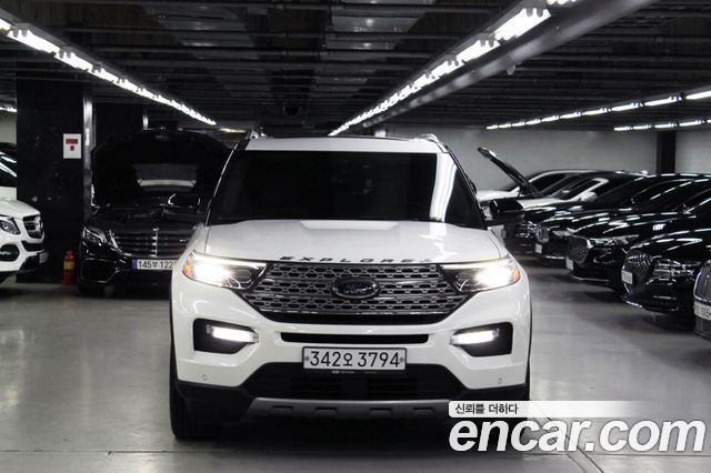 Ford Explorer 2020 thumb 3