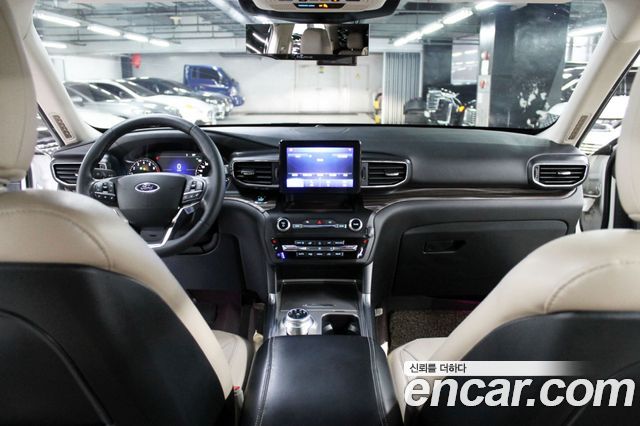 Ford Explorer 2020 thumb 9