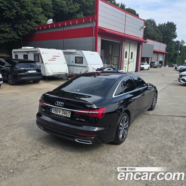 Audi A6 2022 thumb 6