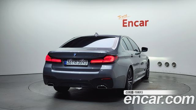 BMW 5 серии 2023 thumb 5