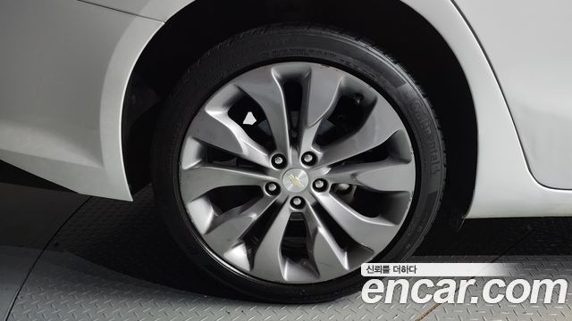 Chevrolet Malibu 2018 thumb 6