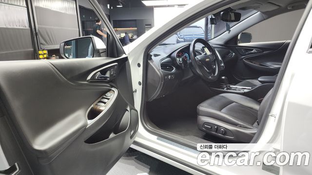 Chevrolet Malibu 2018 thumb 10