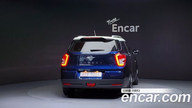 SsangYong Tivoli 2016 thumb 5