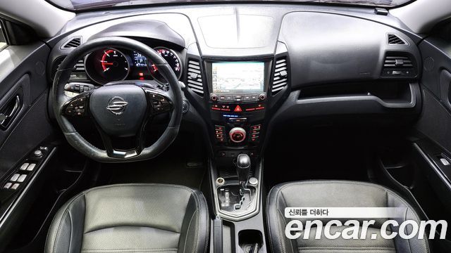 SsangYong Tivoli 2016 thumb 8