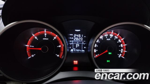 SsangYong Tivoli 2016 thumb 9