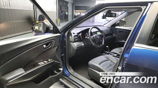 SsangYong Tivoli 2016 thumb 10
