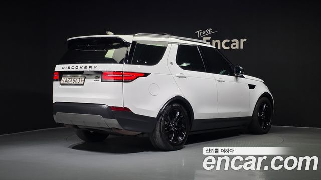 Land Rover Discovery 2019 thumb 3