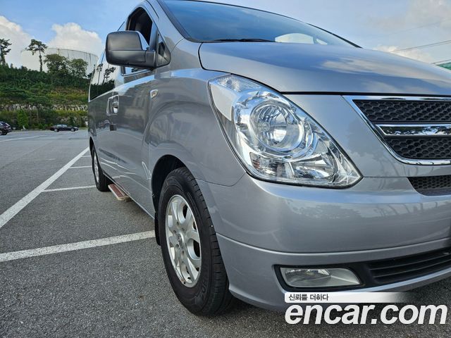 Hyundai Starex 2014 thumb 3