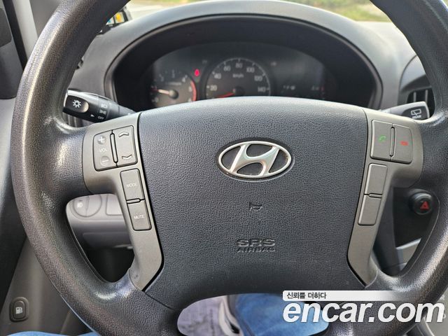 Hyundai Starex 2014 thumb 11