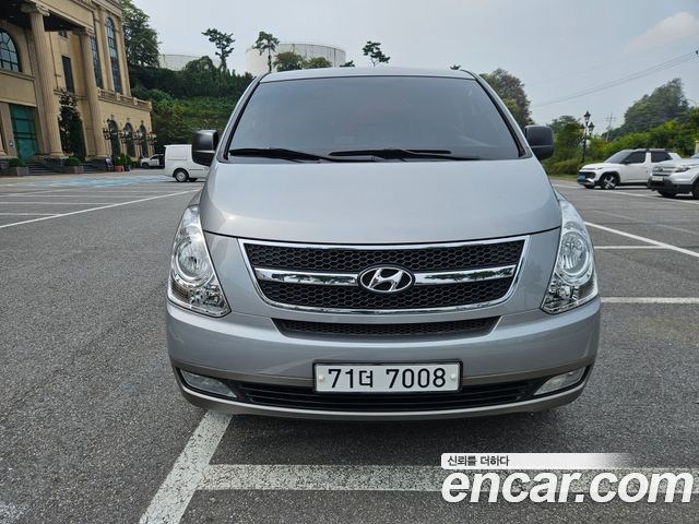 Hyundai Starex 2015 thumb 2