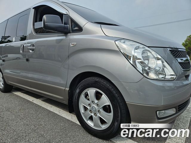 Hyundai Starex 2015 thumb 3