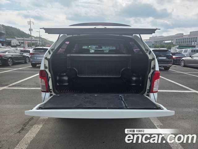 SsangYong Korando 2013 thumb 9