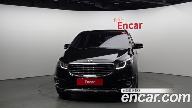 Kia Carnival 2017 thumb 4
