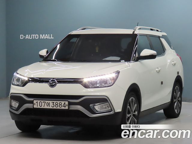 SsangYong Tivoli 2017 thumb 2
