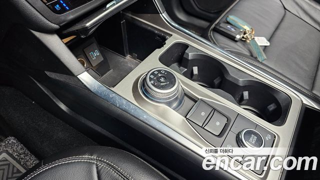 Ford Explorer 2020 thumb 10
