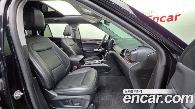 Ford Explorer 2021 thumb 11