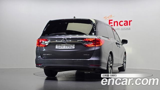 Honda Odyssey 2019 thumb 5