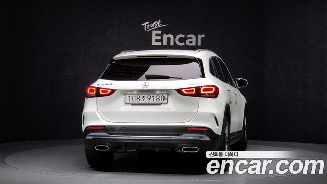 Mercedes-Benz GLA 2020 thumb 4