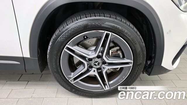 Mercedes-Benz GLA 2020 thumb 5