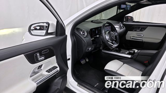 Mercedes-Benz GLA 2020 thumb 10