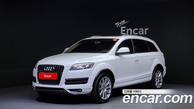 Audi Q7 2013 thumb 2