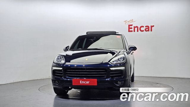 Porsche Cayenne 2015 thumb 4