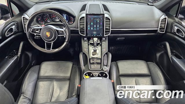 Porsche Cayenne 2015 thumb 7