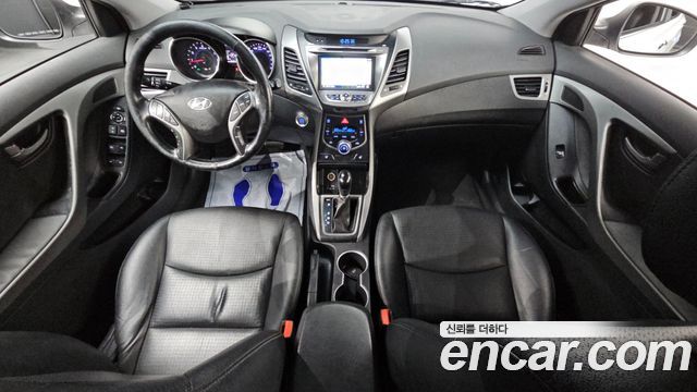 Hyundai Avante 2013 thumb 8