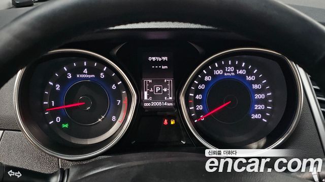 Hyundai Avante 2013 thumb 9