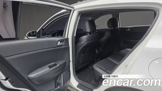 Kia Sportage 2016 thumb 12