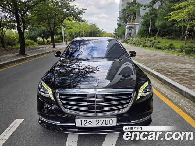 Mercedes-Benz S-Class 2018 thumb 4
