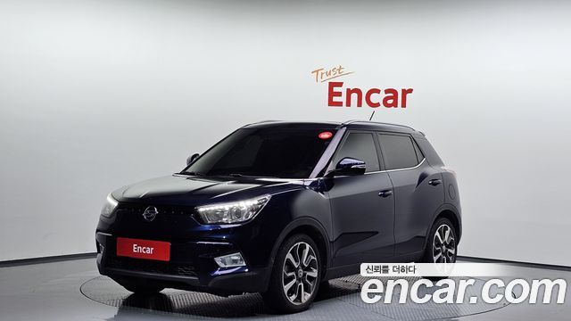 SsangYong Tivoli 2015 thumb 2