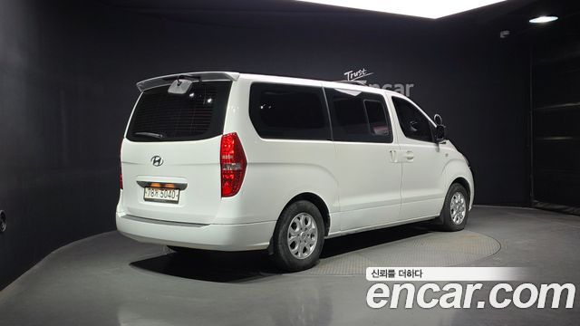 Hyundai Starex 2014 thumb 3