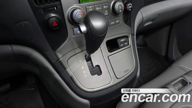 Hyundai Starex 2014 thumb 10
