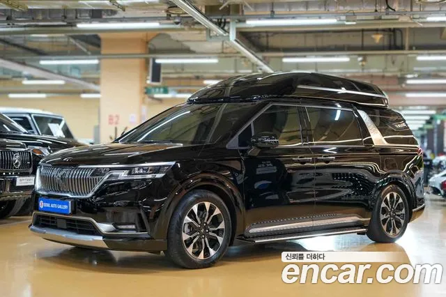 Kia Carnival 2021 thumb 2