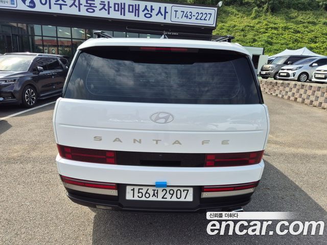 Hyundai Santa Fe 2023 thumb 6