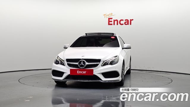 Mercedes-Benz E-Class 2015 thumb 4