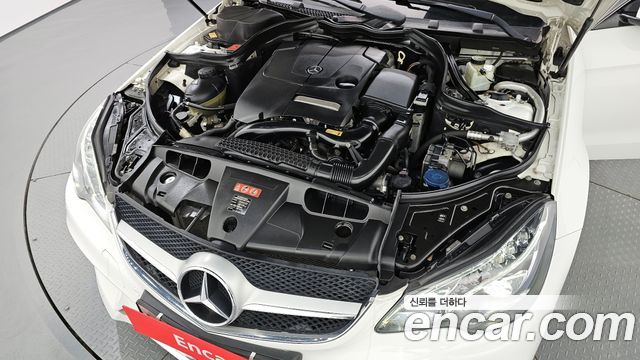 Mercedes-Benz E-Class 2015 thumb 7