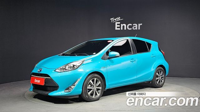Toyota Prius 2018 thumb 2