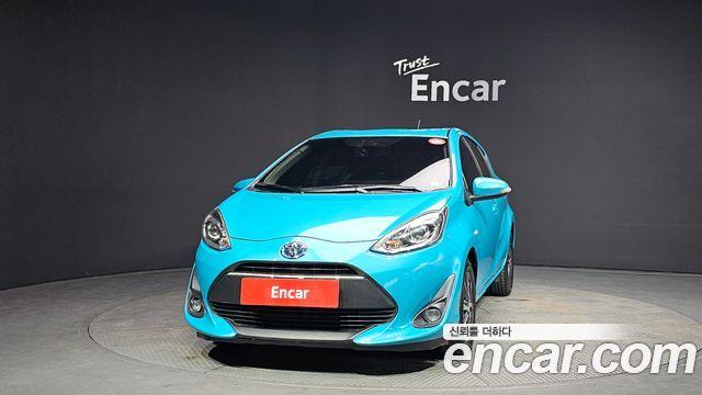 Toyota Prius 2018 thumb 4