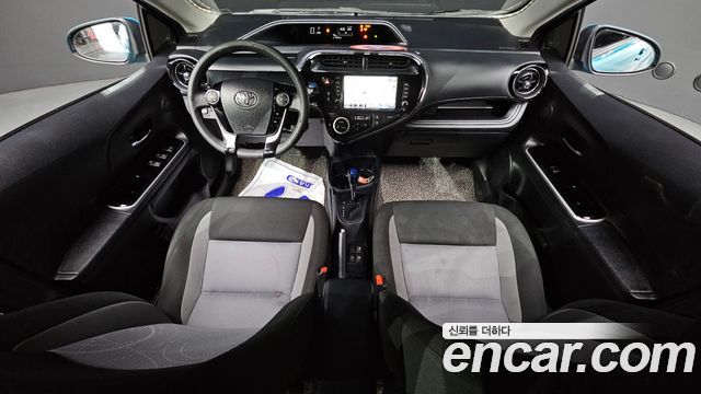 Toyota Prius 2018 thumb 8