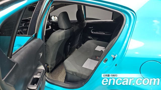 Toyota Prius 2018 thumb 12