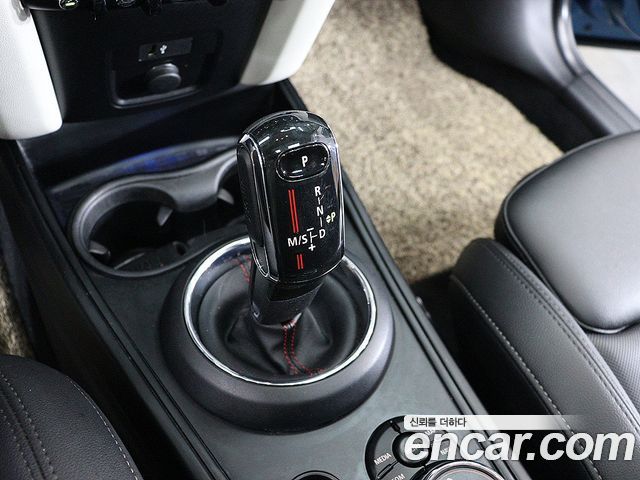 Mini Countryman 2019 thumb 9