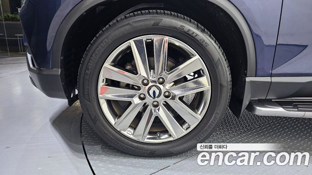 SsangYong Rexton 2019 thumb 6